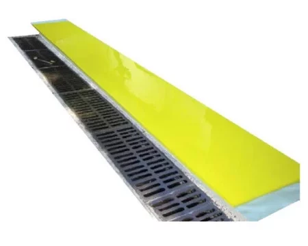 Plaque d'obturation rectangulaire jaune