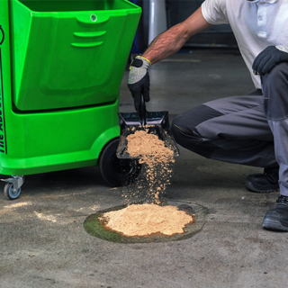 Rolling pack - Déversement de granulés absorbants